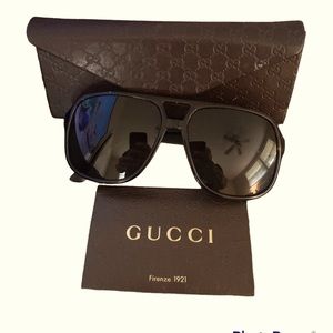 GUCCI AVIATOR SUNLASSES